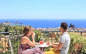 Pupi Catania Etna B&B - #Viaggiosiciliano